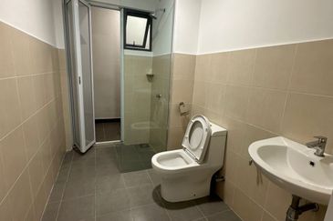 Arena Residences @ Warisan Puteri