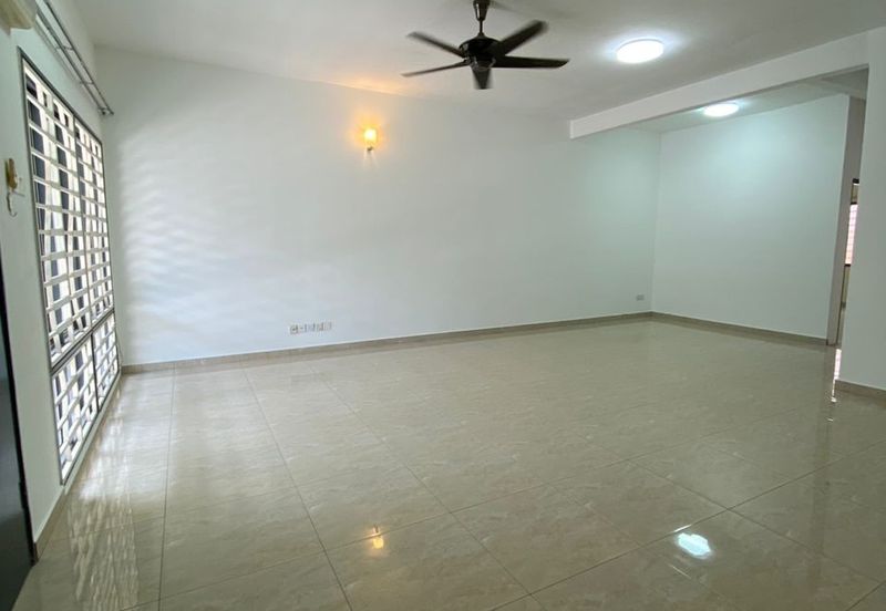 Renovated, Freehold, Double Storey House, Taman Seri Dagang, Banting, Selangor, For Sale
