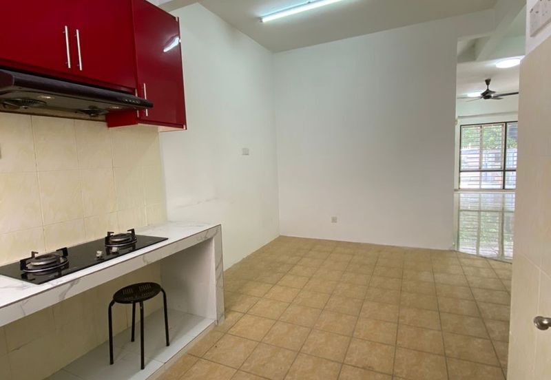 Renovated, Freehold, Double Storey House, Taman Seri Dagang, Banting, Selangor, For Sale