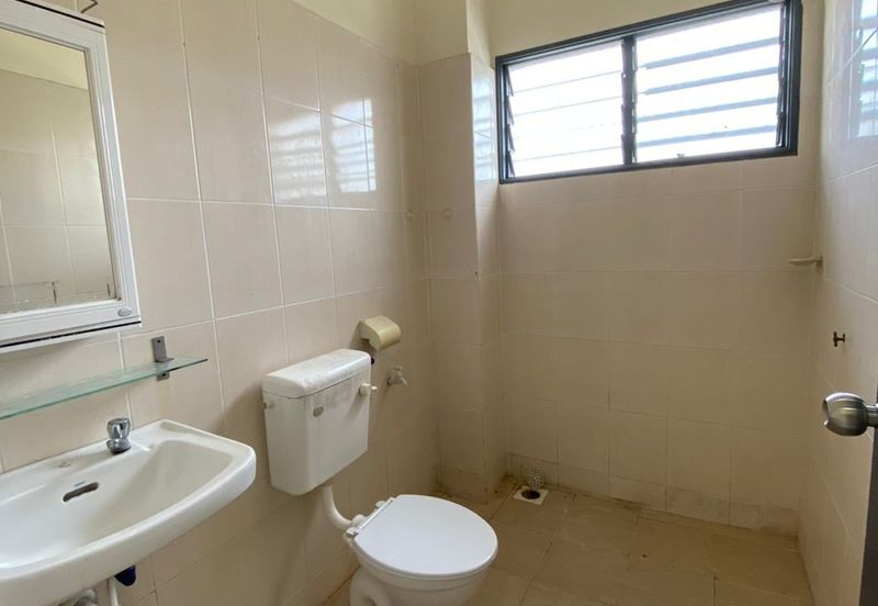 Renovated, Freehold, Double Storey House, Taman Seri Dagang, Banting, Selangor, For Sale