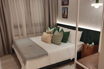 Sri petaling/Salak South10min to MRT