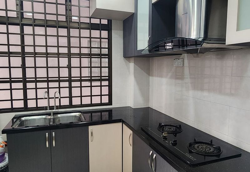 CHENG HEIGHTS CONDOMINIUM