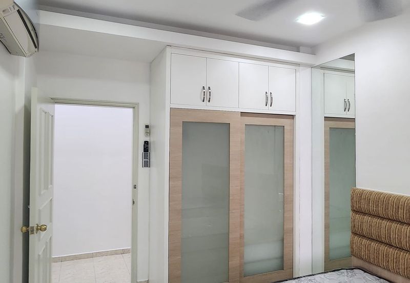 CHENG HEIGHTS CONDOMINIUM