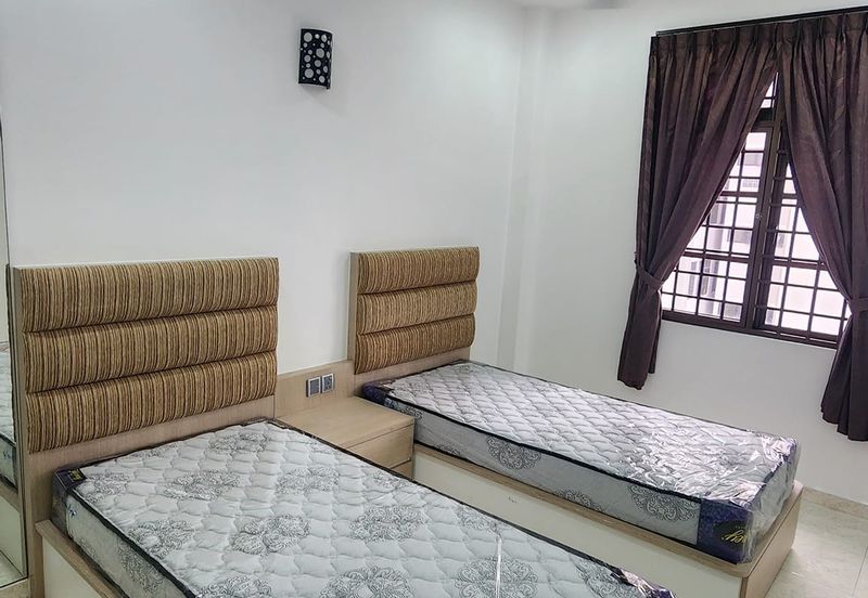 CHENG HEIGHTS CONDOMINIUM