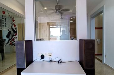 CHENG HEIGHTS CONDOMINIUM