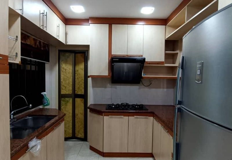 CHENG HEIGHTS CONDOMINIUM