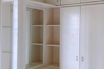 KONDOMINIUM SELAT HORIZON