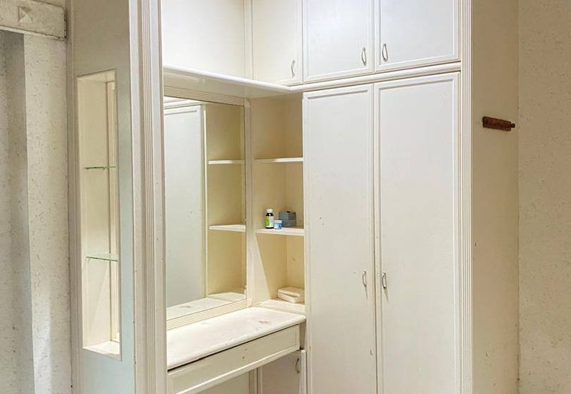 KONDOMINIUM SELAT HORIZON