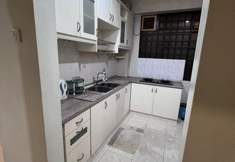 CHENG HEIGHTS CONDOMINIUM