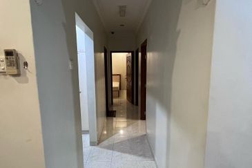 CHENG HEIGHTS CONDOMINIUM