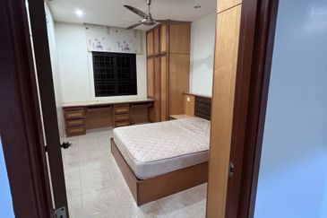 CHENG HEIGHTS CONDOMINIUM