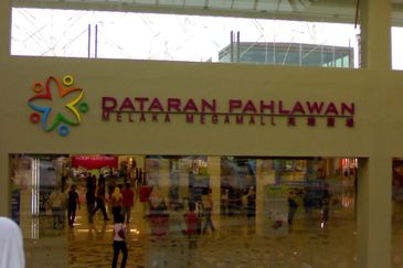 Melaka Raya Dataran Pahlawan Shopping Mall @ Ground Floor Shoplot 118 sqft Prime Location