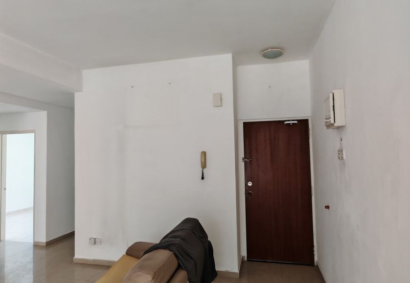 KONDOMINIUM KLEBANG DELIMA