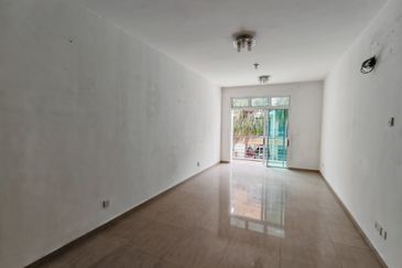 KONDOMINIUM KLEBANG DELIMA