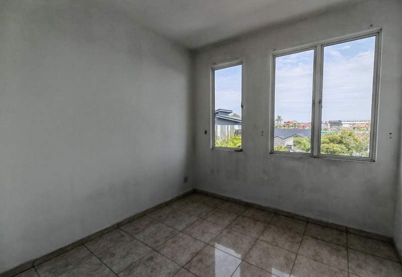 KONDOMINIUM KLEBANG DELIMA