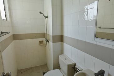 KONDOMINIUM KLEBANG DELIMA