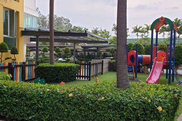 KONDOMINIUM KLEBANG DELIMA