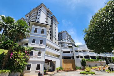 CHENG HEIGHTS CONDOMINIUM