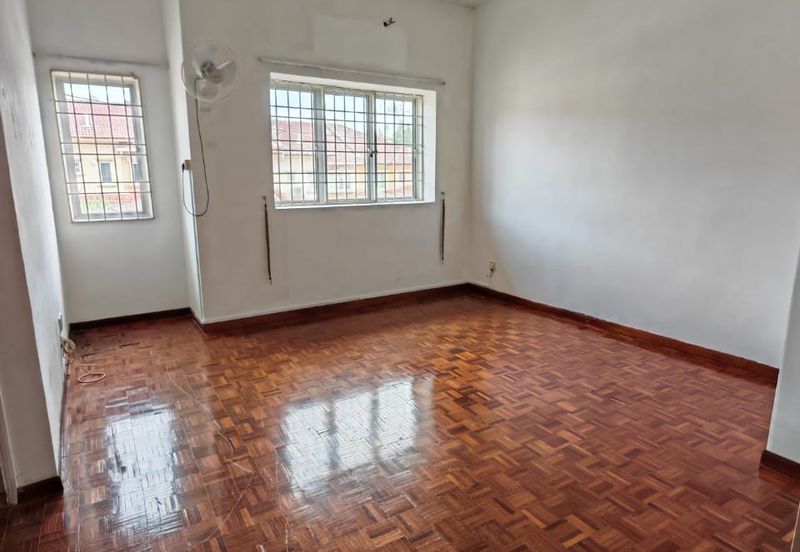 Taman Muzaffar Heights