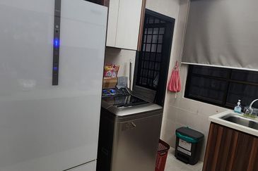 CHENG HEIGHTS CONDOMINIUM