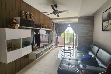 CHENG HEIGHTS CONDOMINIUM