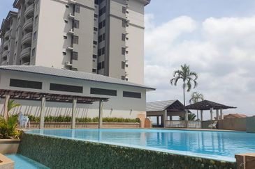 CHENG HEIGHTS CONDOMINIUM