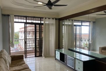 CHENG HEIGHTS CONDOMINIUM