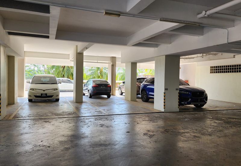 CHENG HEIGHTS CONDOMINIUM