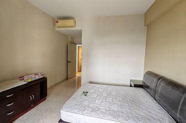 CHENG HEIGHTS CONDOMINIUM