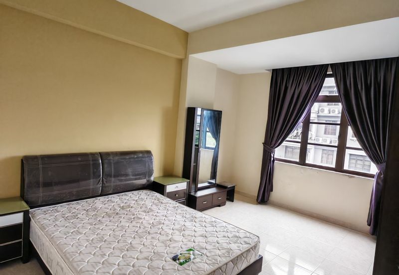 CHENG HEIGHTS CONDOMINIUM