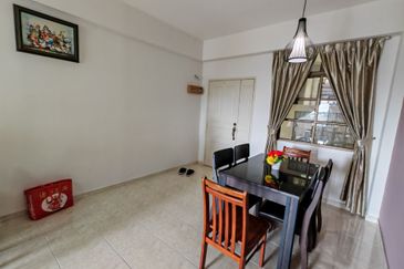 CHENG HEIGHTS CONDOMINIUM