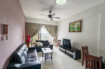 CHENG HEIGHTS CONDOMINIUM