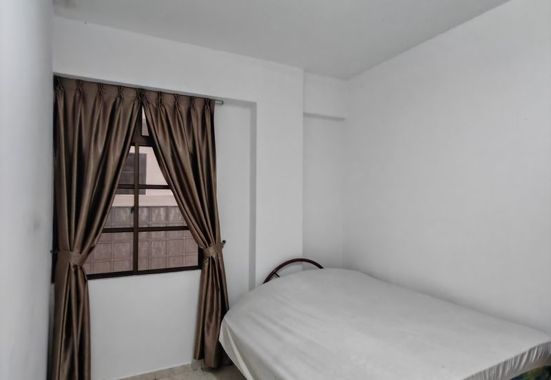 CHENG HEIGHTS CONDOMINIUM