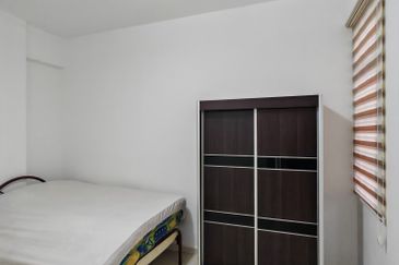 CHENG HEIGHTS CONDOMINIUM