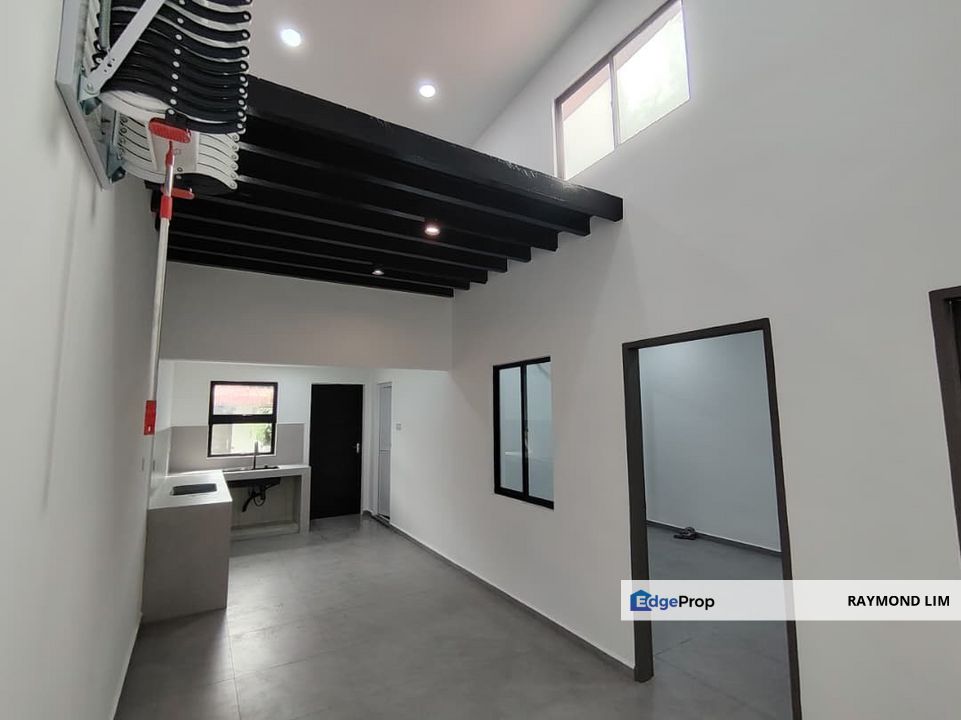 Ujong Pasir Taman Hilir 1sty Terrace House (NEWLY RENOVATED) 22x76 FREEHOLD  3room 2bath , Melaka, Melaka Tengah