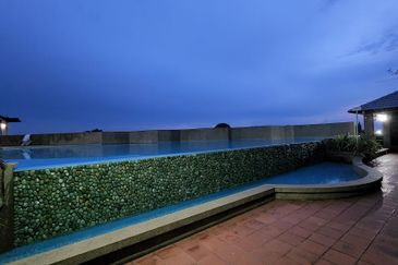 CHENG HEIGHTS CONDOMINIUM