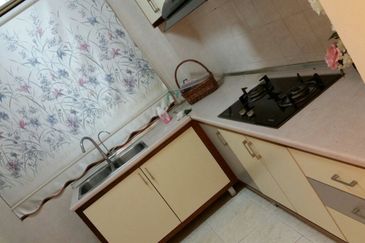 CHENG HEIGHTS CONDOMINIUM