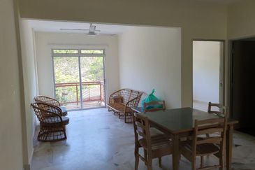 Laguna Condominium Resort