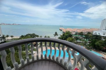 Glory Beach Resort Apartment