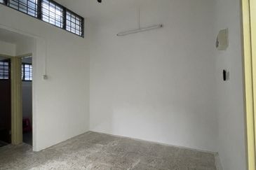 Double storey terrace at Port Dickson for rent