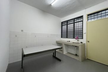 Double storey terrace at Port Dickson for rent