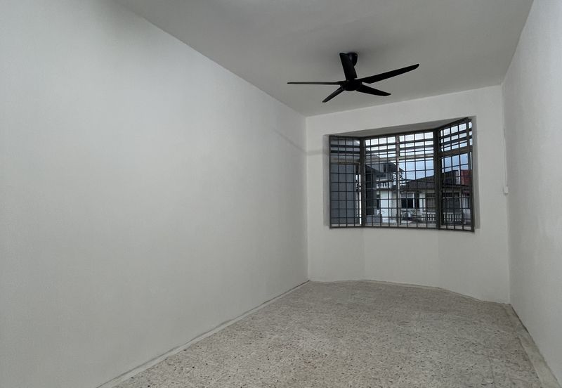 Double storey terrace at Port Dickson for rent