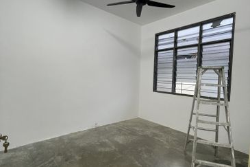 Double storey terrace at Port Dickson for rent