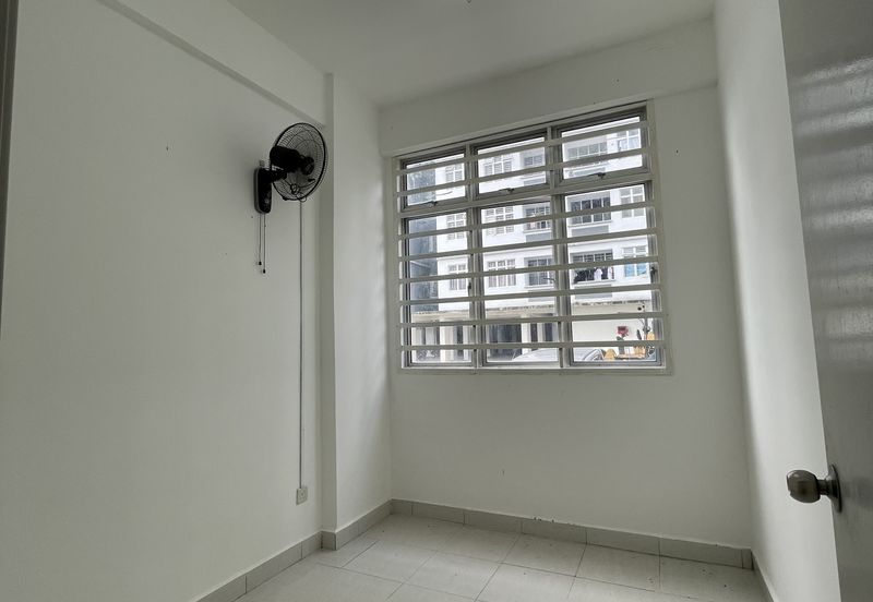 Airtrolis Apartment for sale