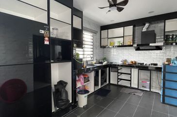 TAMAN BAYU INDERA, LUKUT