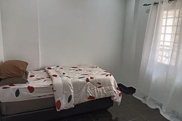 KONDOMINIUM TASIK MEWAH