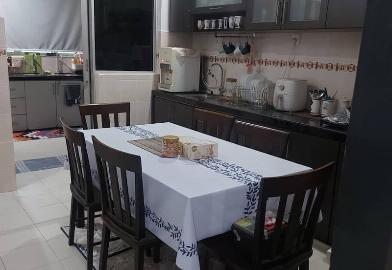 Lorong Sungai Tiram 4