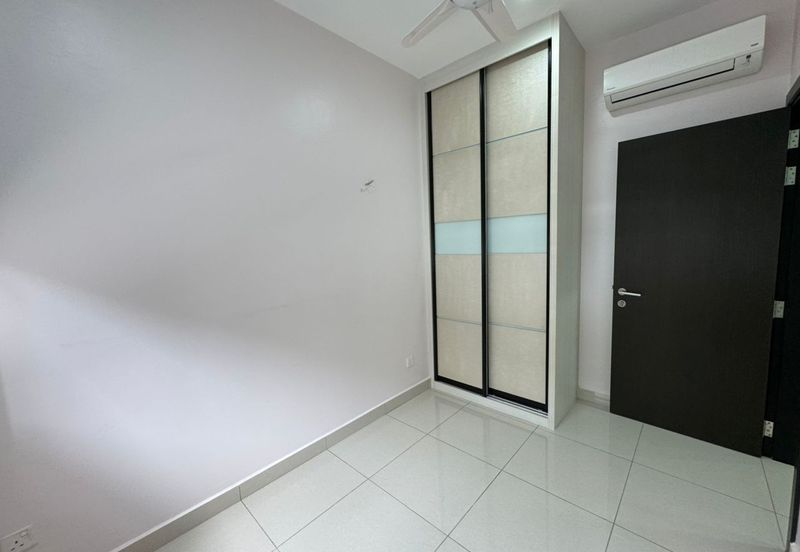 Stramax Residences @ Desaria