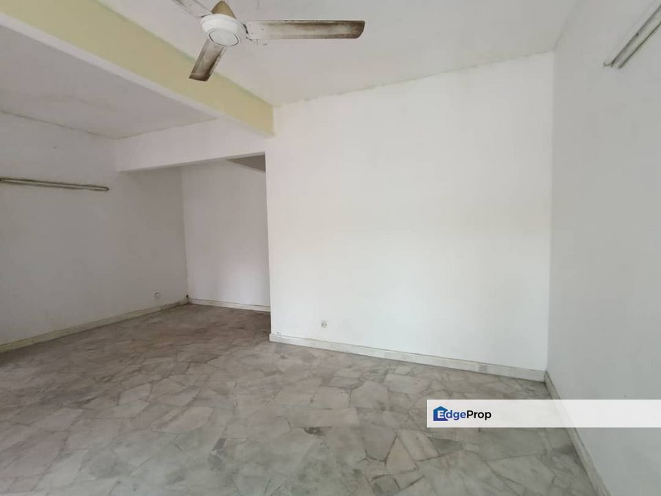 Taman Pekaka, Penang, Sungai Dua (Island)