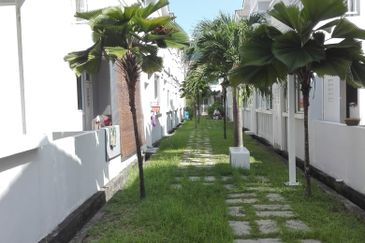 Dua Villas @ One Residence